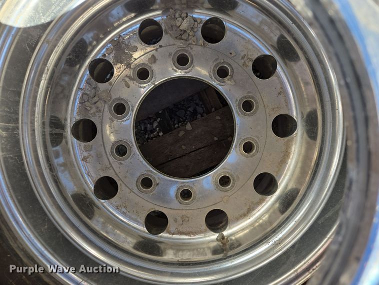 image for item EQ6737 (4) Alcoa tires and wheels