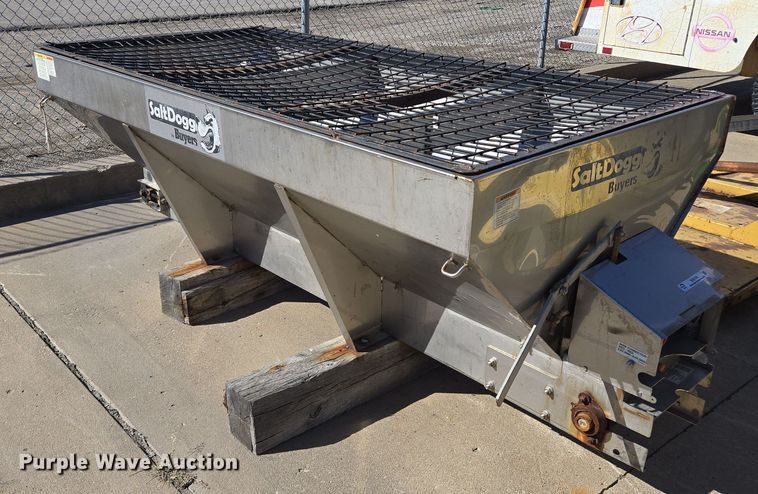 image for item EQ6738 SaltDogg  1400601SS spreader