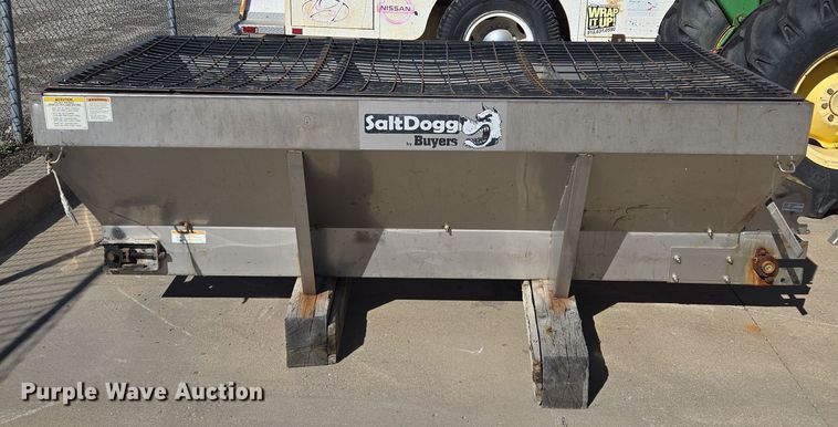 image for item EQ6738 SaltDogg  1400601SS spreader