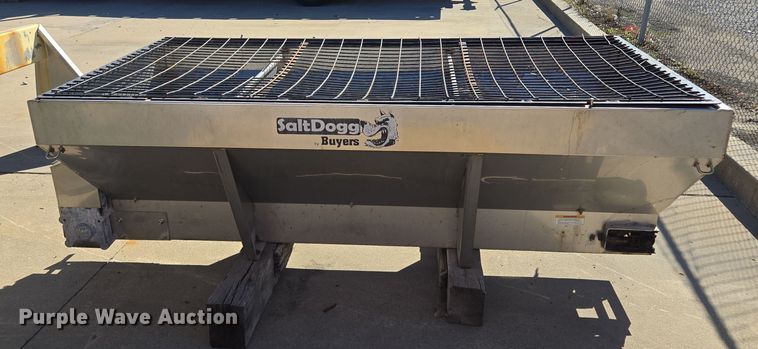 image for item EQ6738 SaltDogg  1400601SS spreader