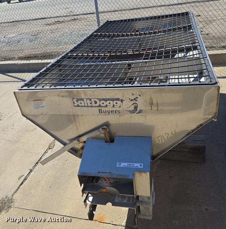 image for item EQ6738 SaltDogg  1400601SS spreader