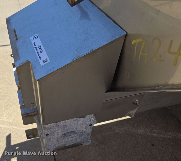 image for item EQ6738 SaltDogg  1400601SS spreader