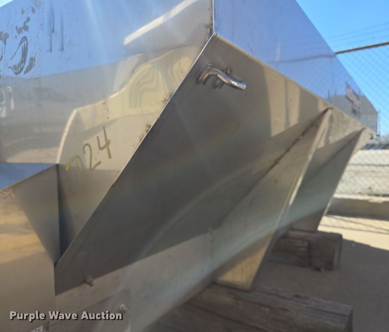 image for item EQ6738 SaltDogg  1400601SS spreader