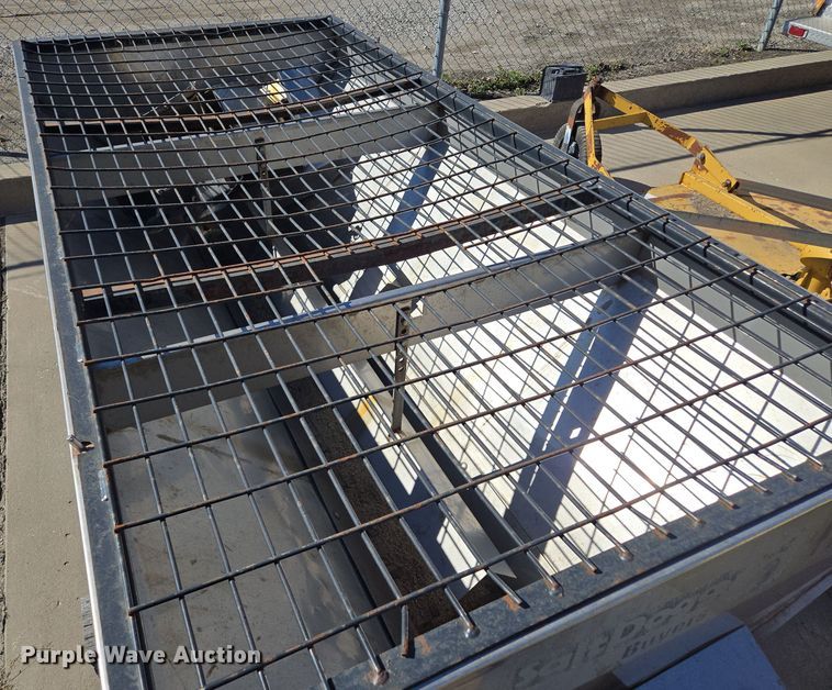 image for item EQ6738 SaltDogg  1400601SS spreader