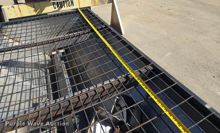 image for item EQ6738 SaltDogg  1400601SS spreader