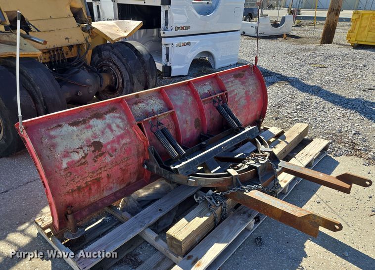 image for item EQ6743 9' W snow plow