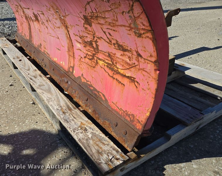 image for item EQ6743 9' W snow plow