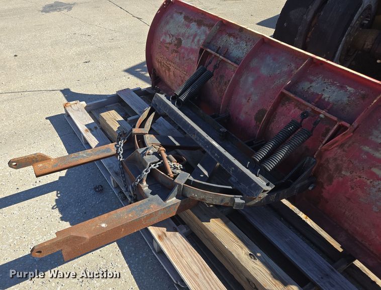 image for item EQ6743 9' W snow plow