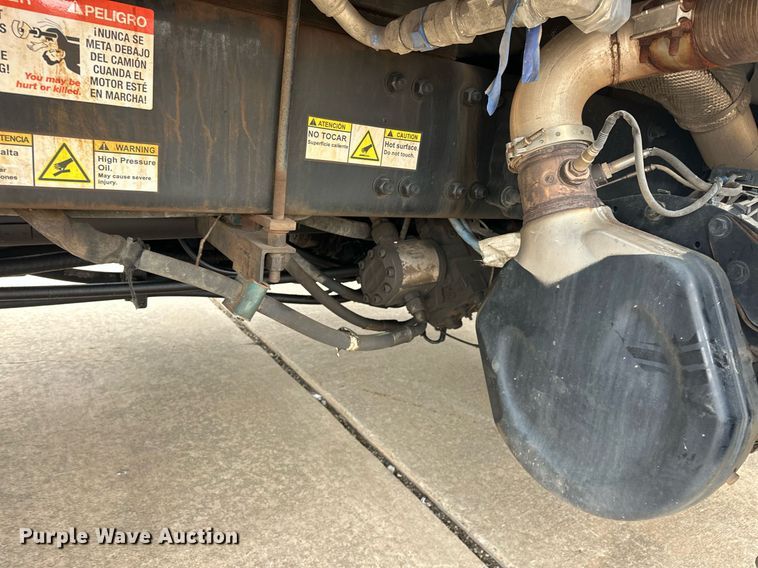 image for item ER4989 2019 Freightliner M2 paper shredder truck