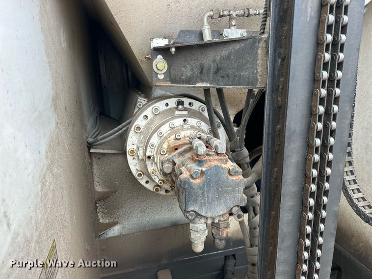 image for item ER4989 2019 Freightliner M2 paper shredder truck