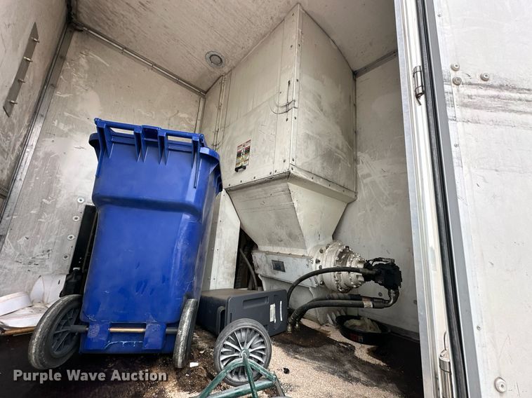 image for item ER4989 2019 Freightliner M2 paper shredder truck