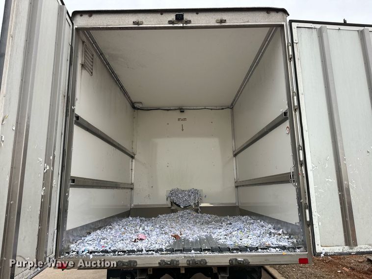 image for item ER4989 2019 Freightliner M2 paper shredder truck