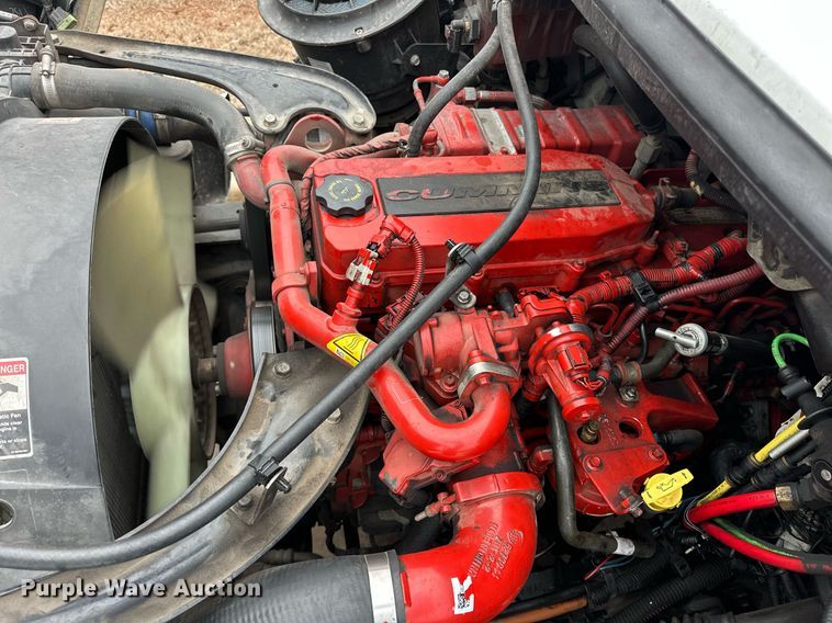 image for item ER4989 2019 Freightliner M2 paper shredder truck