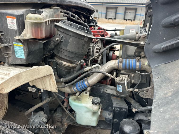 image for item ER4989 2019 Freightliner M2 paper shredder truck