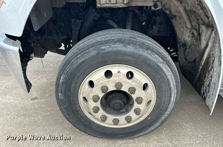 image for item ER4989 2019 Freightliner M2 paper shredder truck