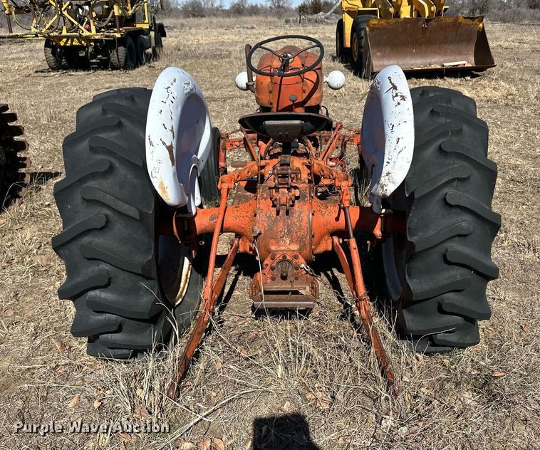 image for item ER8730 1958 Ford 641 tractor
