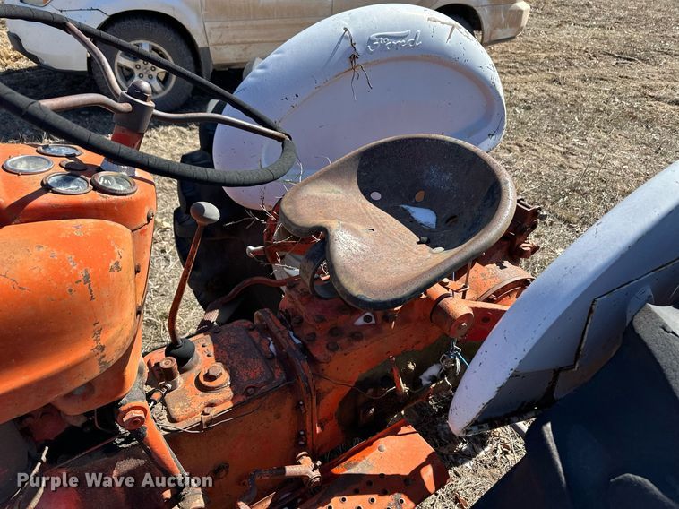image for item ER8730 1958 Ford 641 tractor