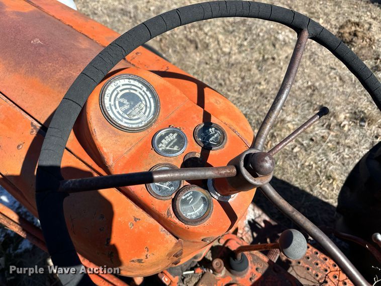 image for item ER8730 1958 Ford 641 tractor