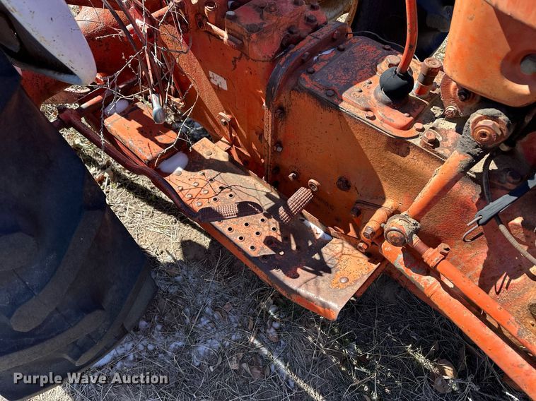 image for item ER8730 1958 Ford 641 tractor