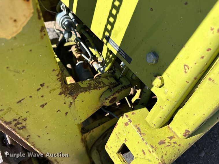 image for item ER8735 Clark forklift