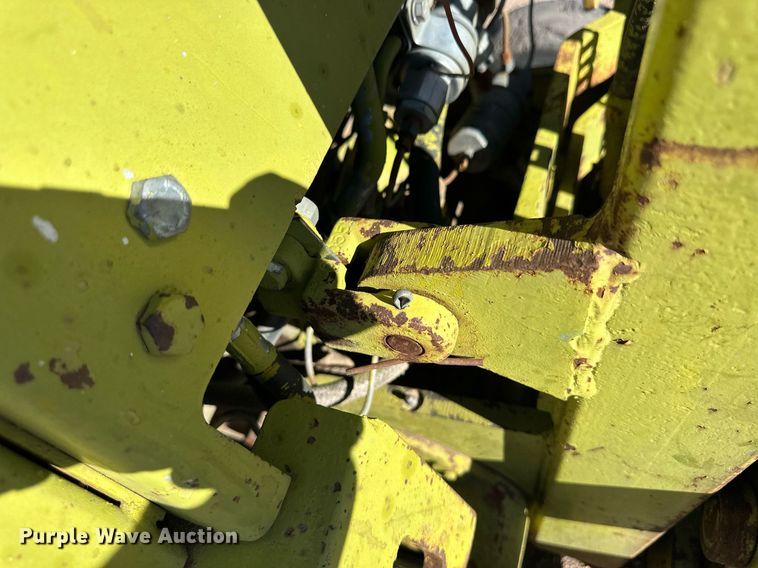 image for item ER8735 Clark forklift