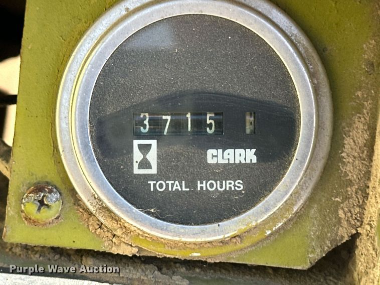 image for item ER8735 Clark forklift