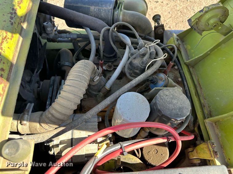 image for item ER8735 Clark forklift