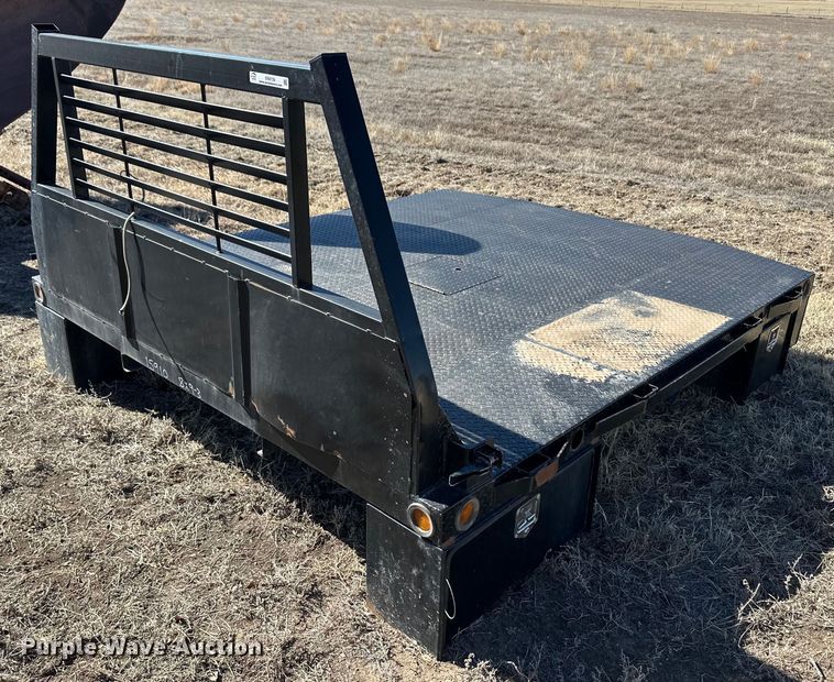 image for item ER8739 Circle D flatbed