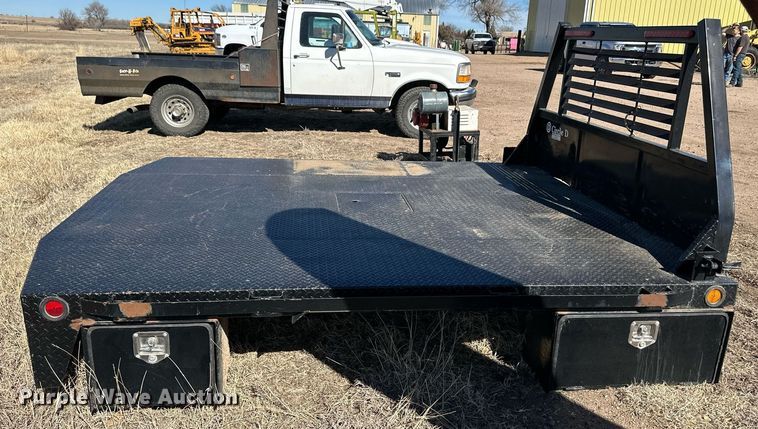 image for item ER8739 Circle D flatbed