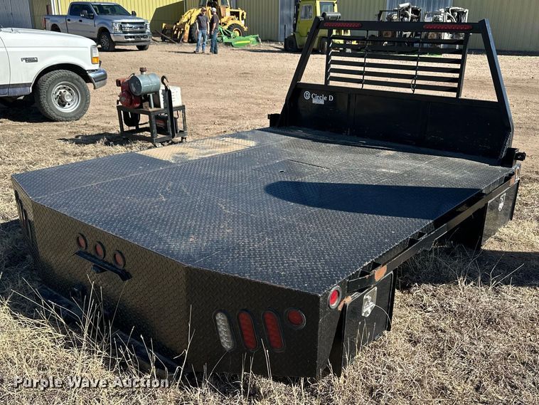 image for item ER8739 Circle D flatbed