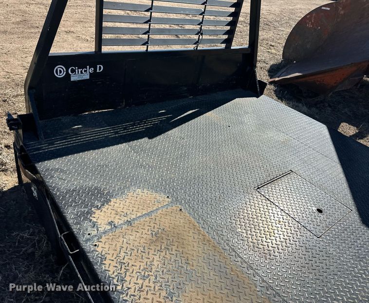 image for item ER8739 Circle D flatbed
