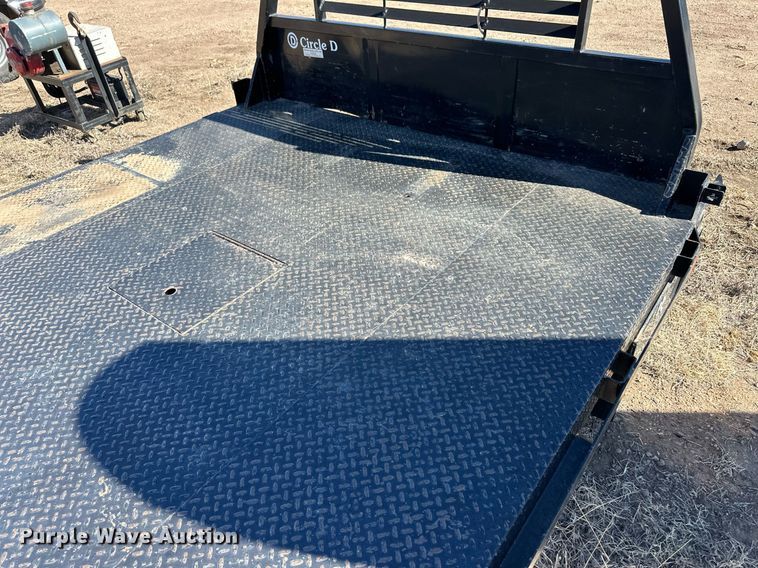 image for item ER8739 Circle D flatbed
