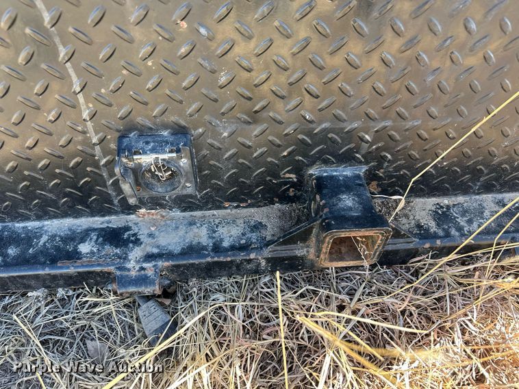 image for item ER8739 Circle D flatbed