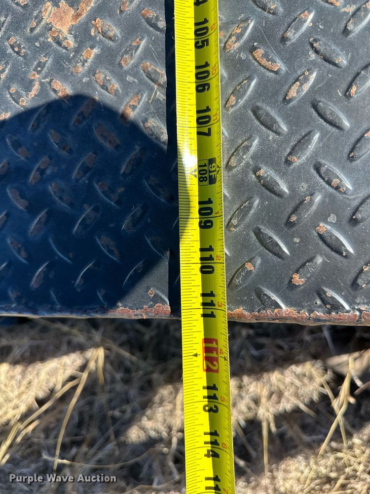 image for item ER8739 Circle D flatbed