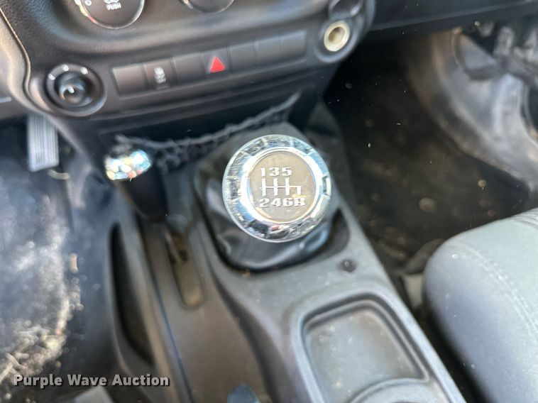 image for item ER8786 2012 Jeep Wrangler Unlimited SUV