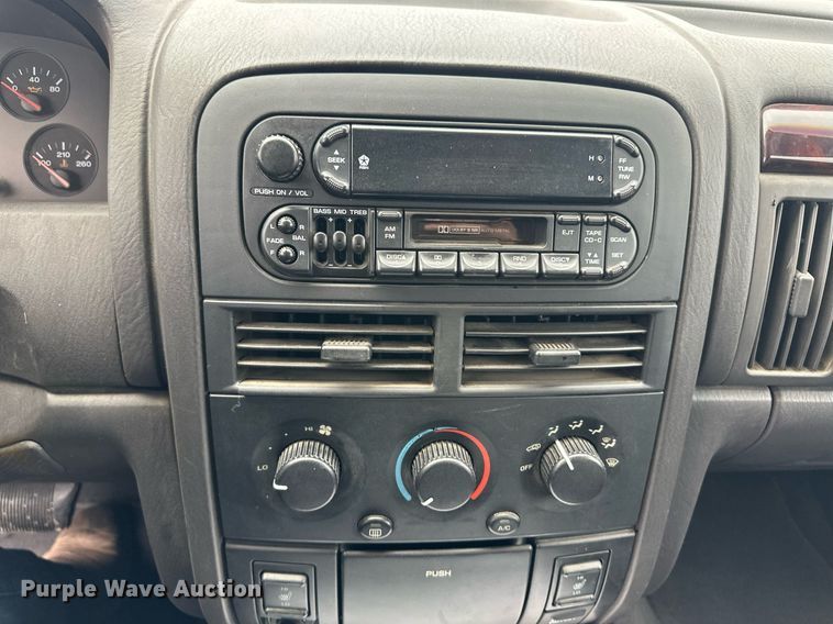 image for item ER8807 2000 Jeep Grand Cherokee Laredo SUV