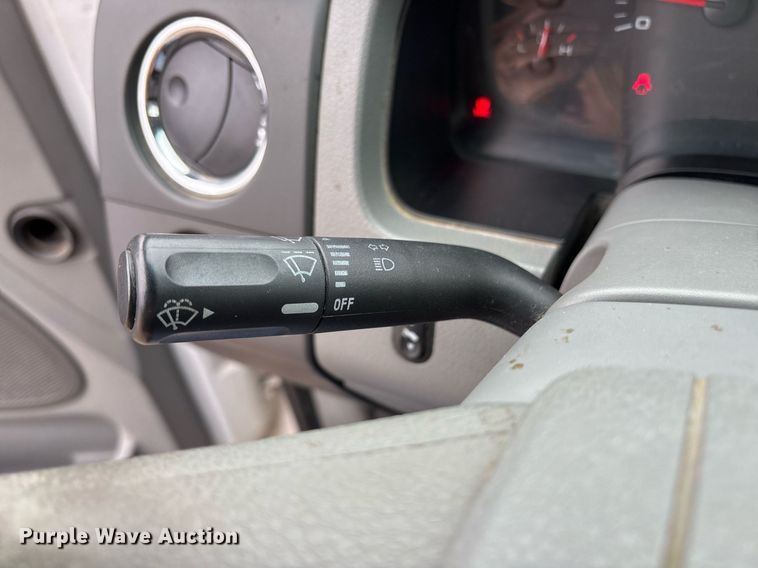 image for item EY9910 2007 Ford F150 SuperCrew pickup truck