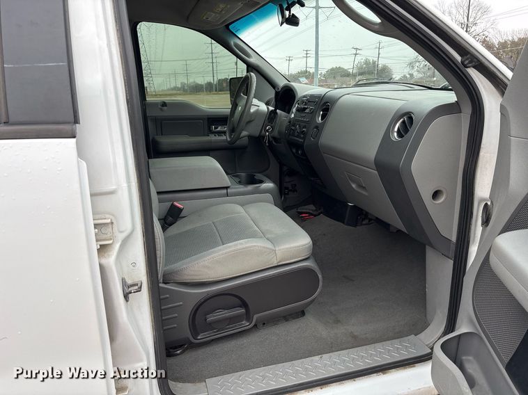 image for item EY9910 2007 Ford F150 SuperCrew pickup truck