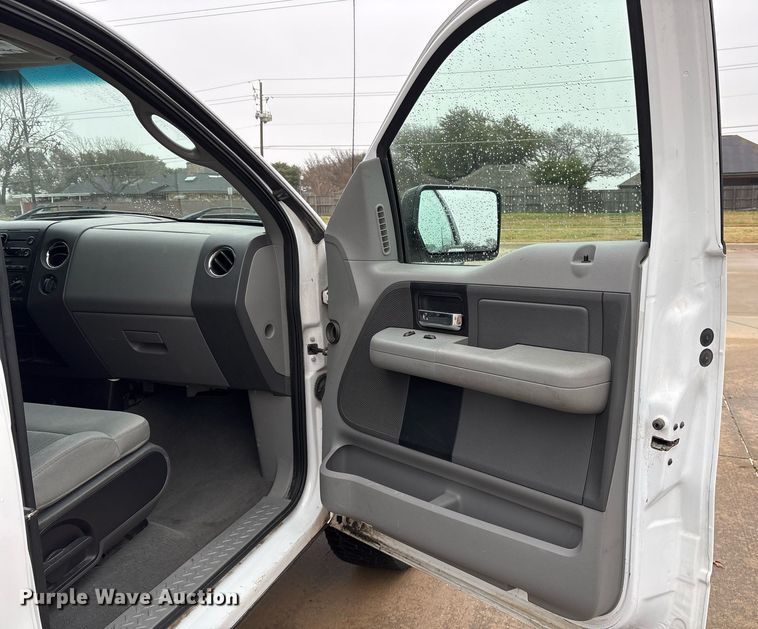 image for item EY9910 2007 Ford F150 SuperCrew pickup truck