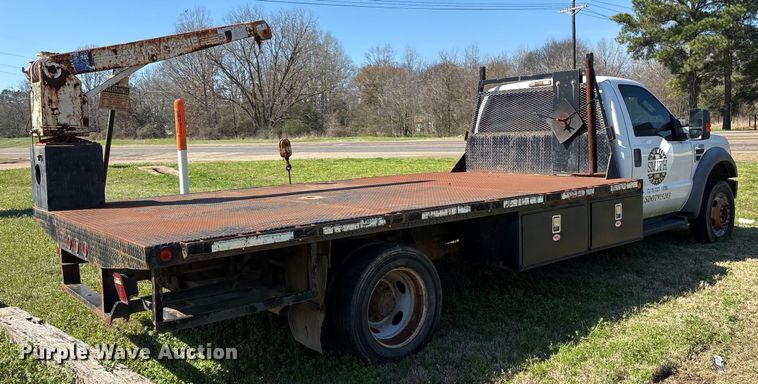 image for item EY9946 2008 Ford F550 Super Duty flatbed truck