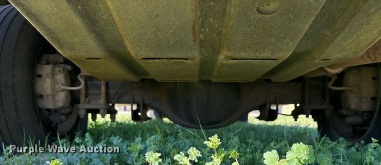 image for item EY9946 2008 Ford F550 Super Duty flatbed truck