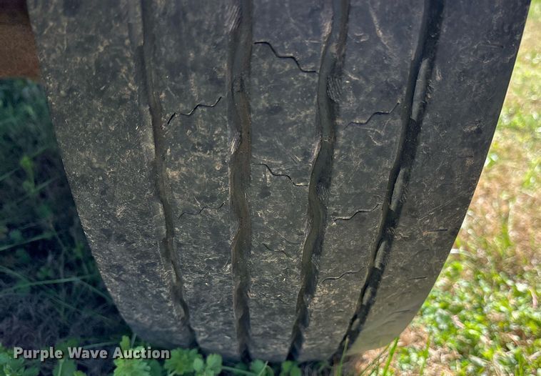 image for item EY9946 2008 Ford F550 Super Duty flatbed truck