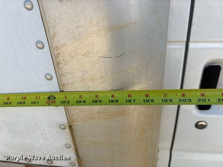 image for item EY9947 2016 Ford E350 Super Duty box truck