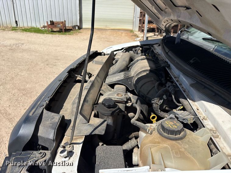 image for item EY9947 2016 Ford E350 Super Duty box truck