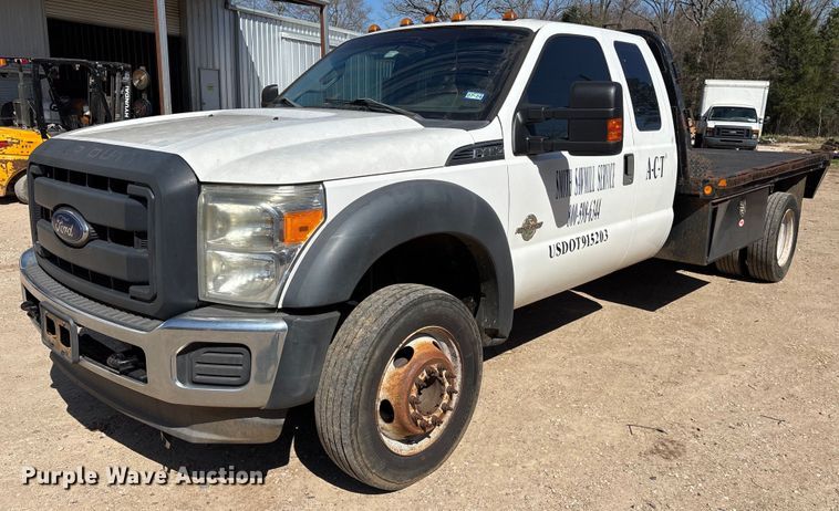 image for item EY9948 2013 Ford F450 Super Duty flatbed truck