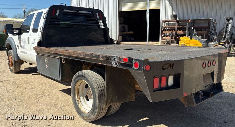image for item EY9948 2013 Ford F450 Super Duty flatbed truck