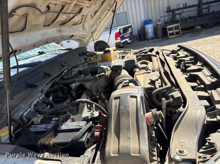 image for item EY9948 2013 Ford F450 Super Duty flatbed truck