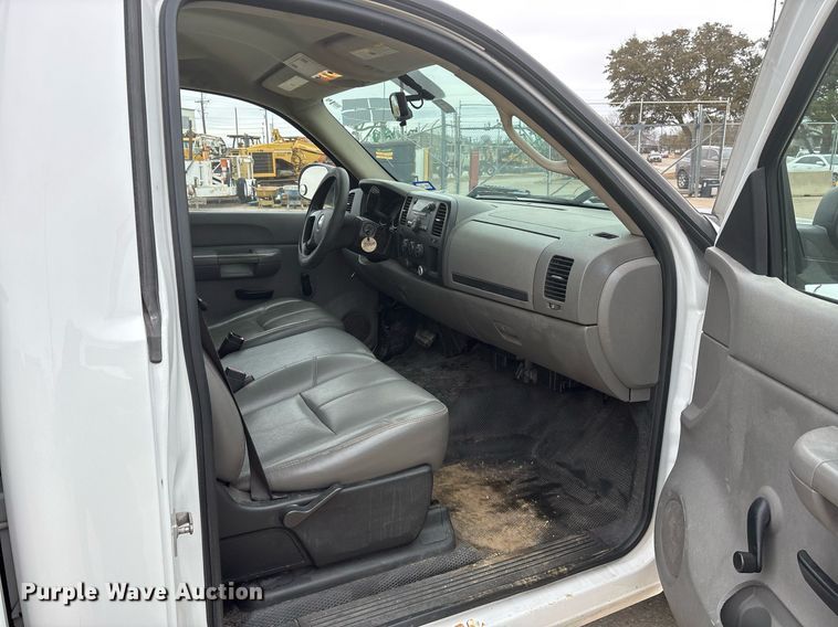 image for item EY9959 2007 Chevrolet Silverado 1500  pickup truck