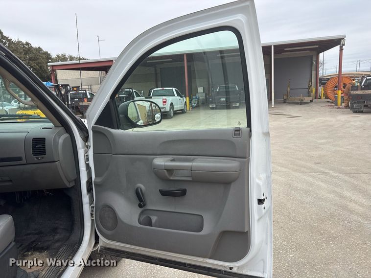 image for item EY9959 2007 Chevrolet Silverado 1500  pickup truck