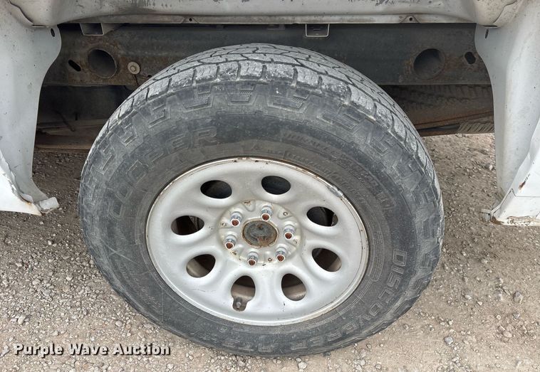 image for item EY9959 2007 Chevrolet Silverado 1500  pickup truck